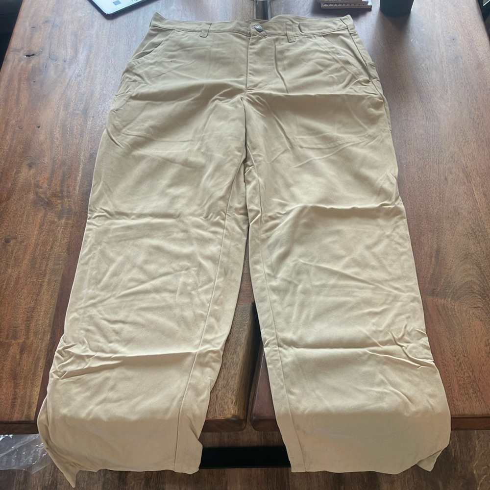 Patagonia men’s size 34 tan pants
